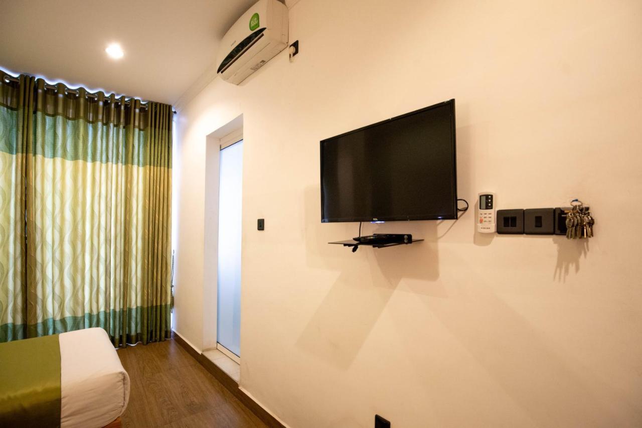 Hotel Ganthera Канди Екстериор снимка